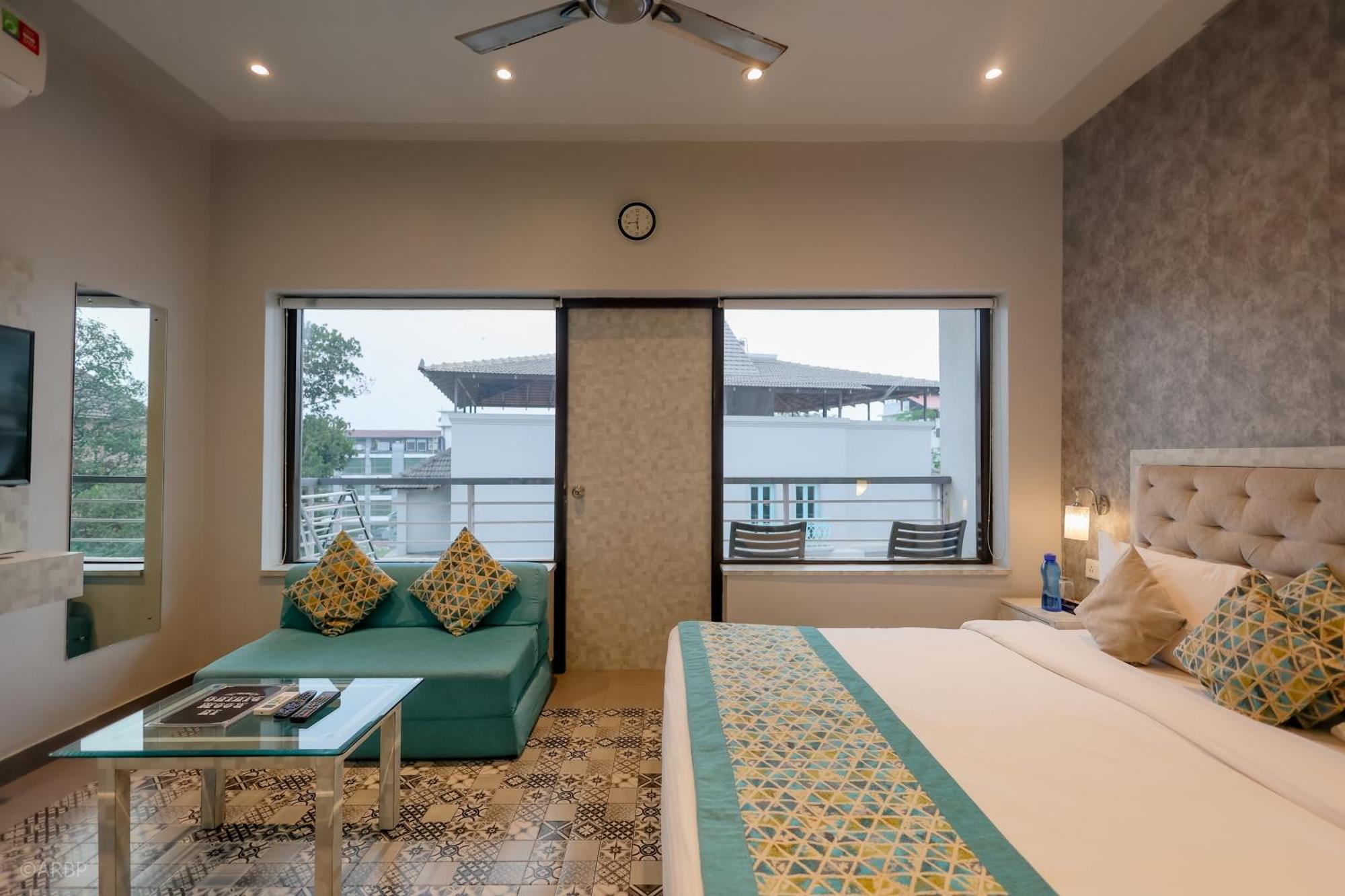 La Sunila Suites Arpora Exterior foto