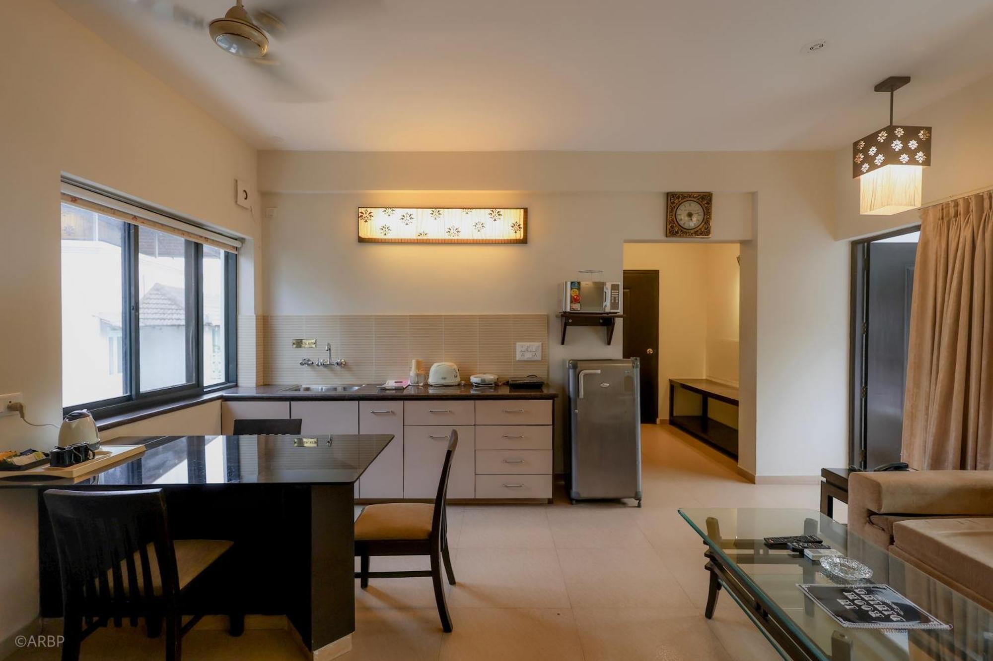La Sunila Suites Arpora Exterior foto
