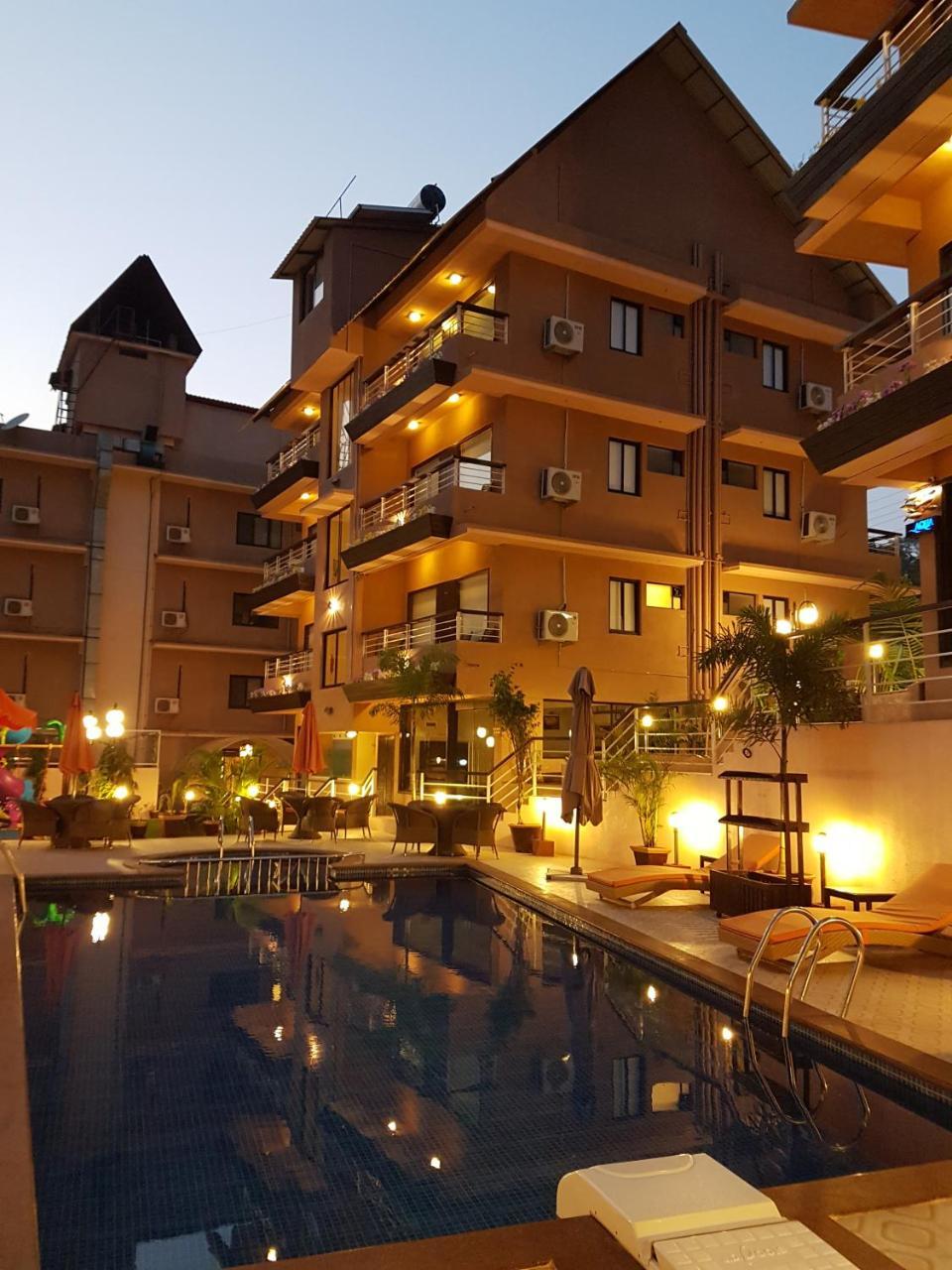 La Sunila Suites Arpora Exterior foto