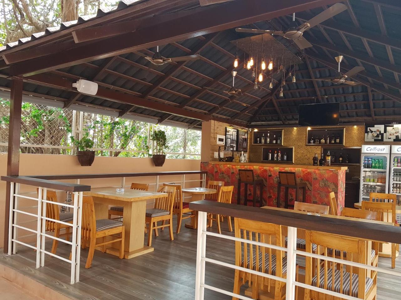 La Sunila Suites Arpora Exterior foto